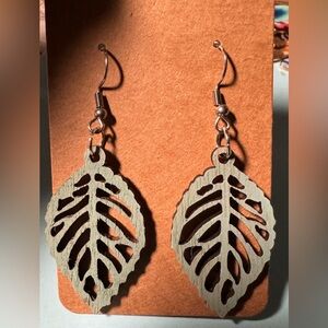 NWT hand painted leaf earrings
